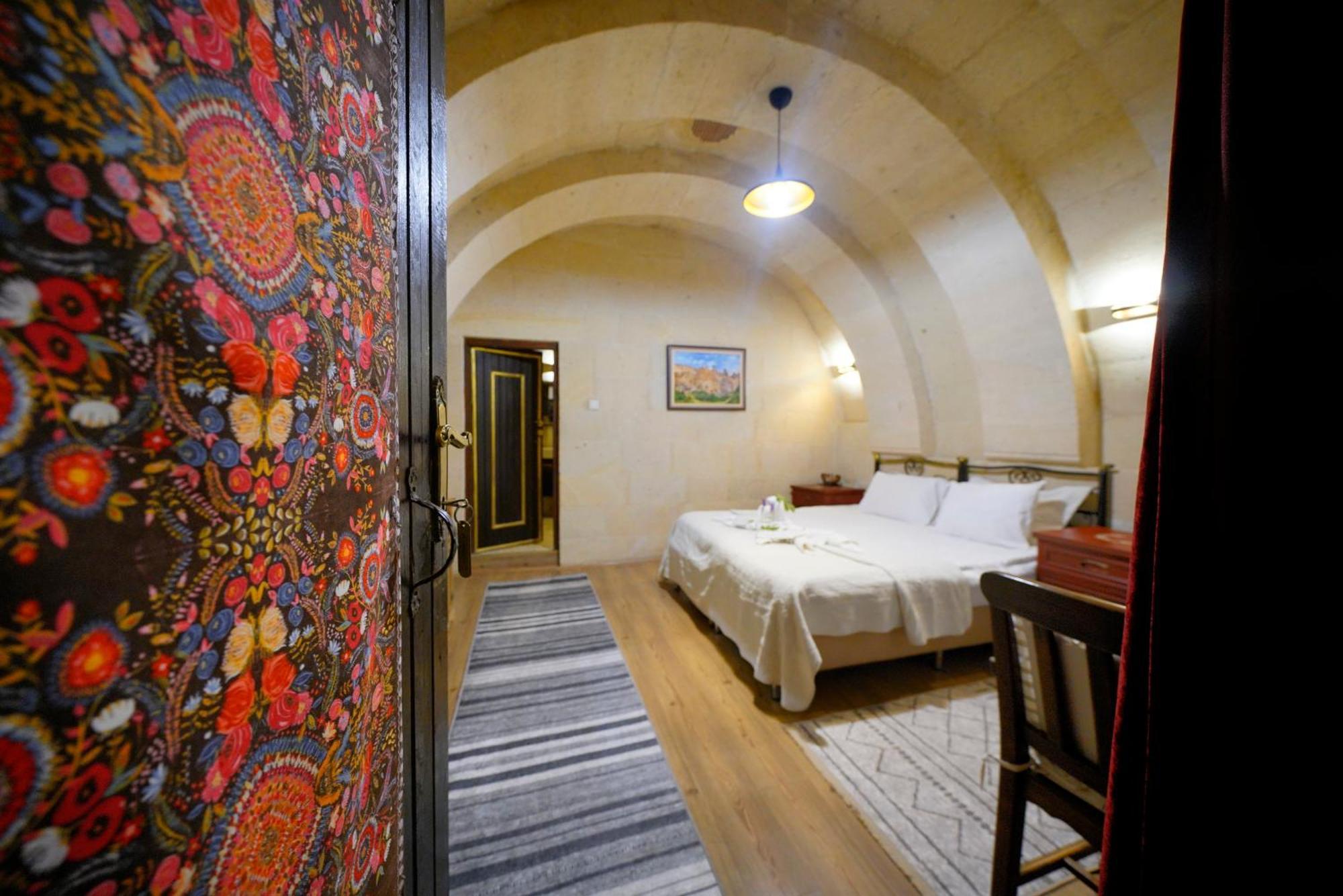 Antik Cave House Hotel Ürgüp Ngoại thất bức ảnh