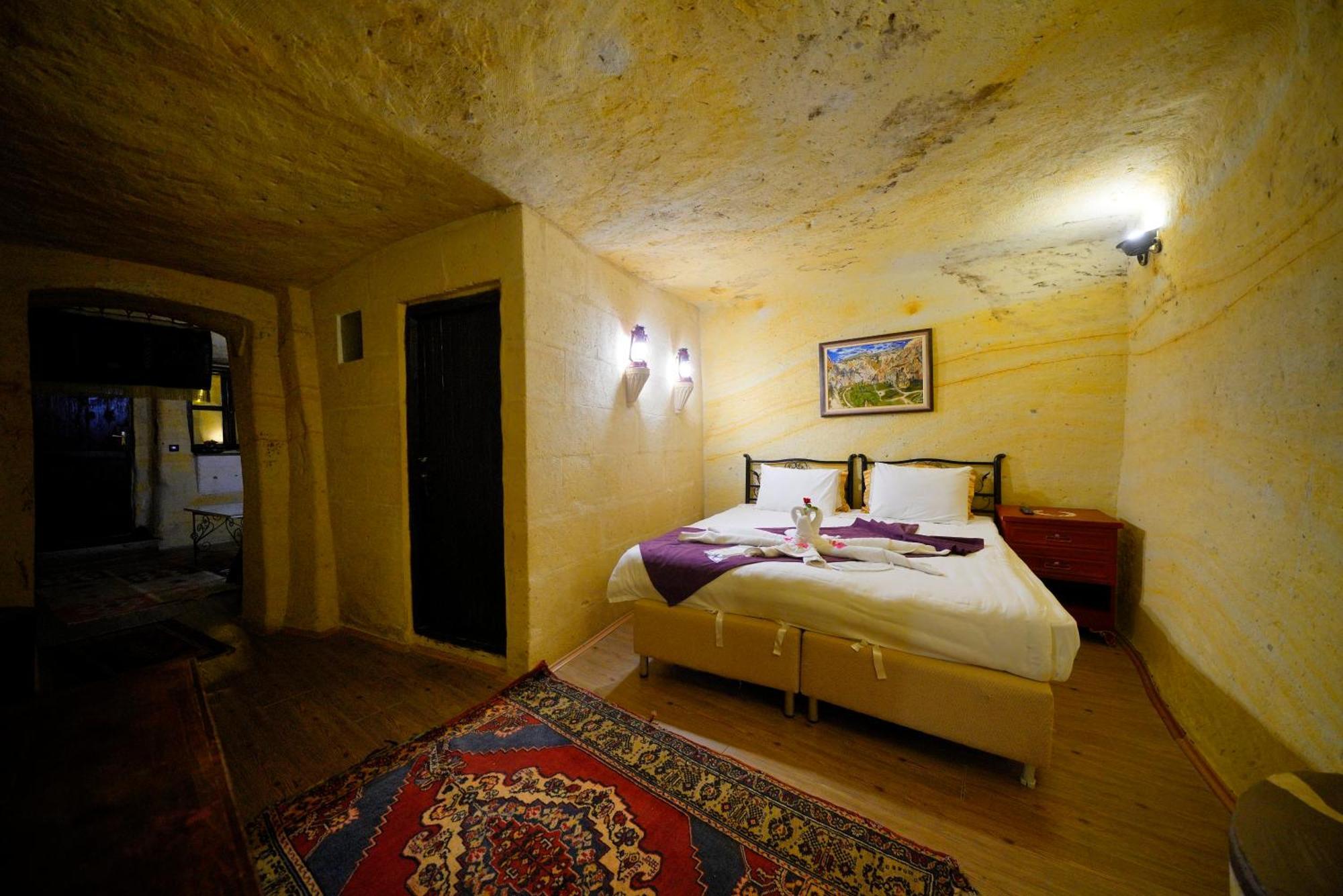 Antik Cave House Hotel Ürgüp Ngoại thất bức ảnh