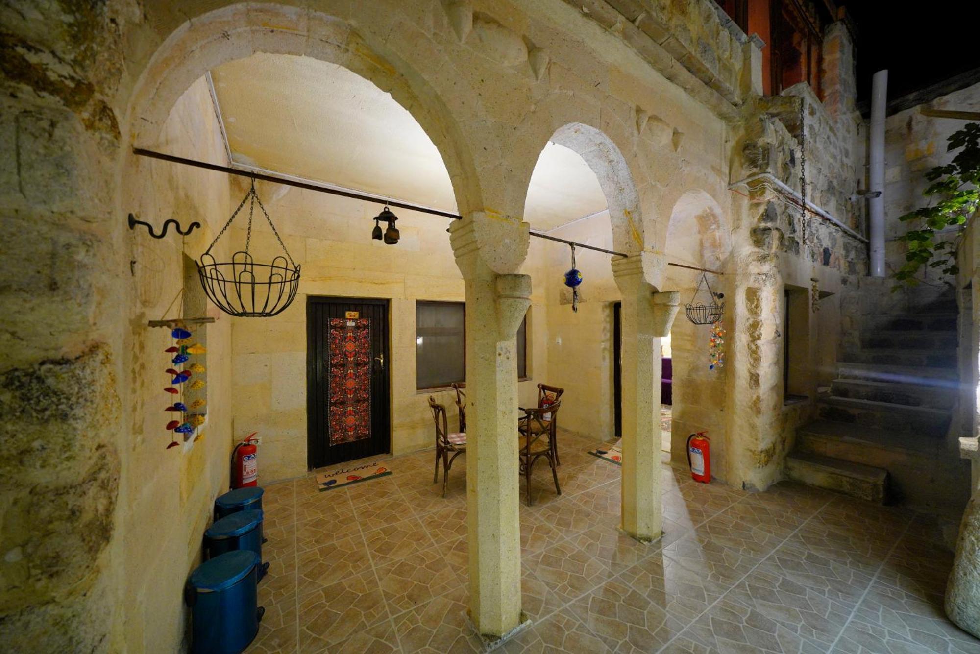 Antik Cave House Hotel Ürgüp Ngoại thất bức ảnh
