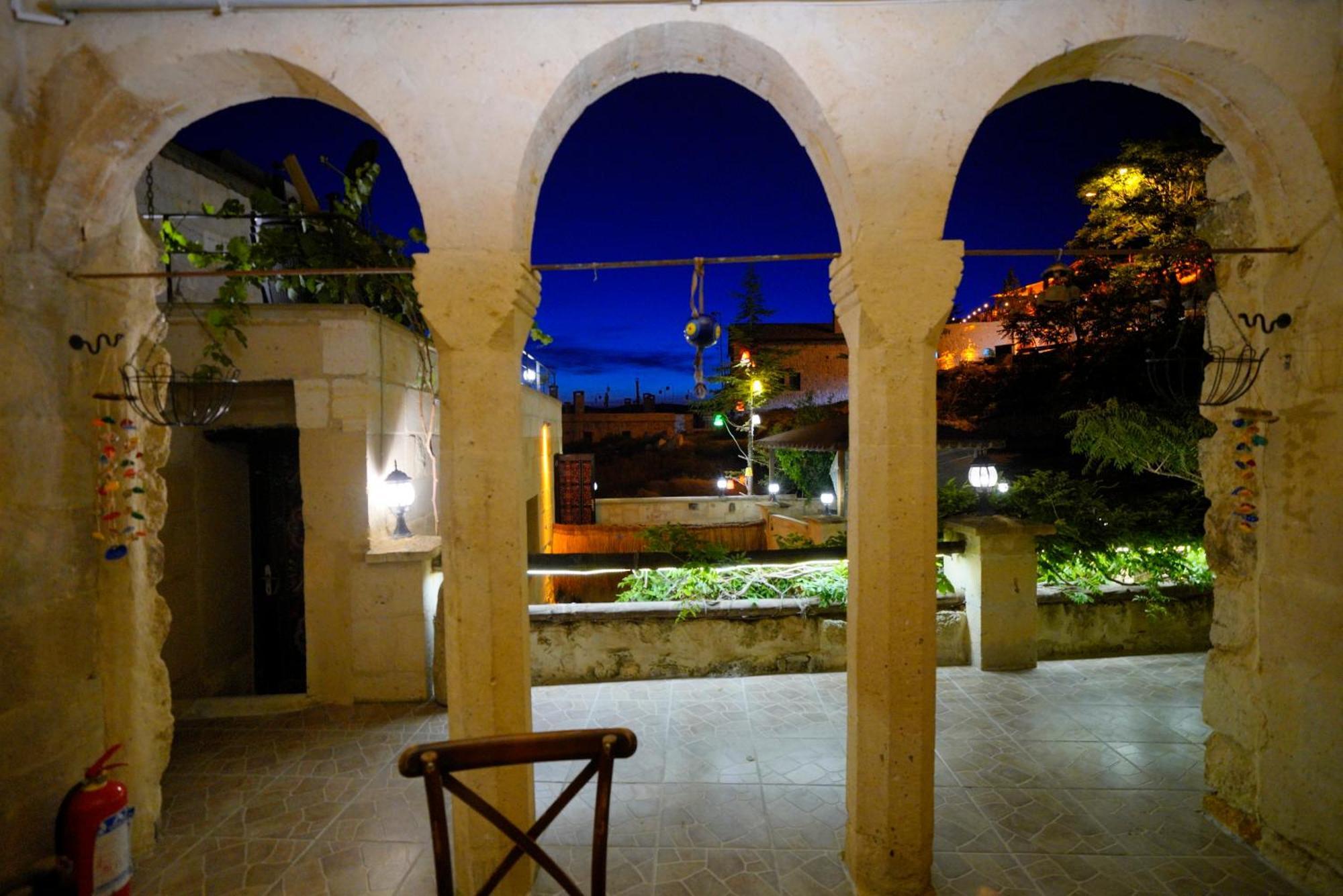Antik Cave House Hotel Ürgüp Ngoại thất bức ảnh