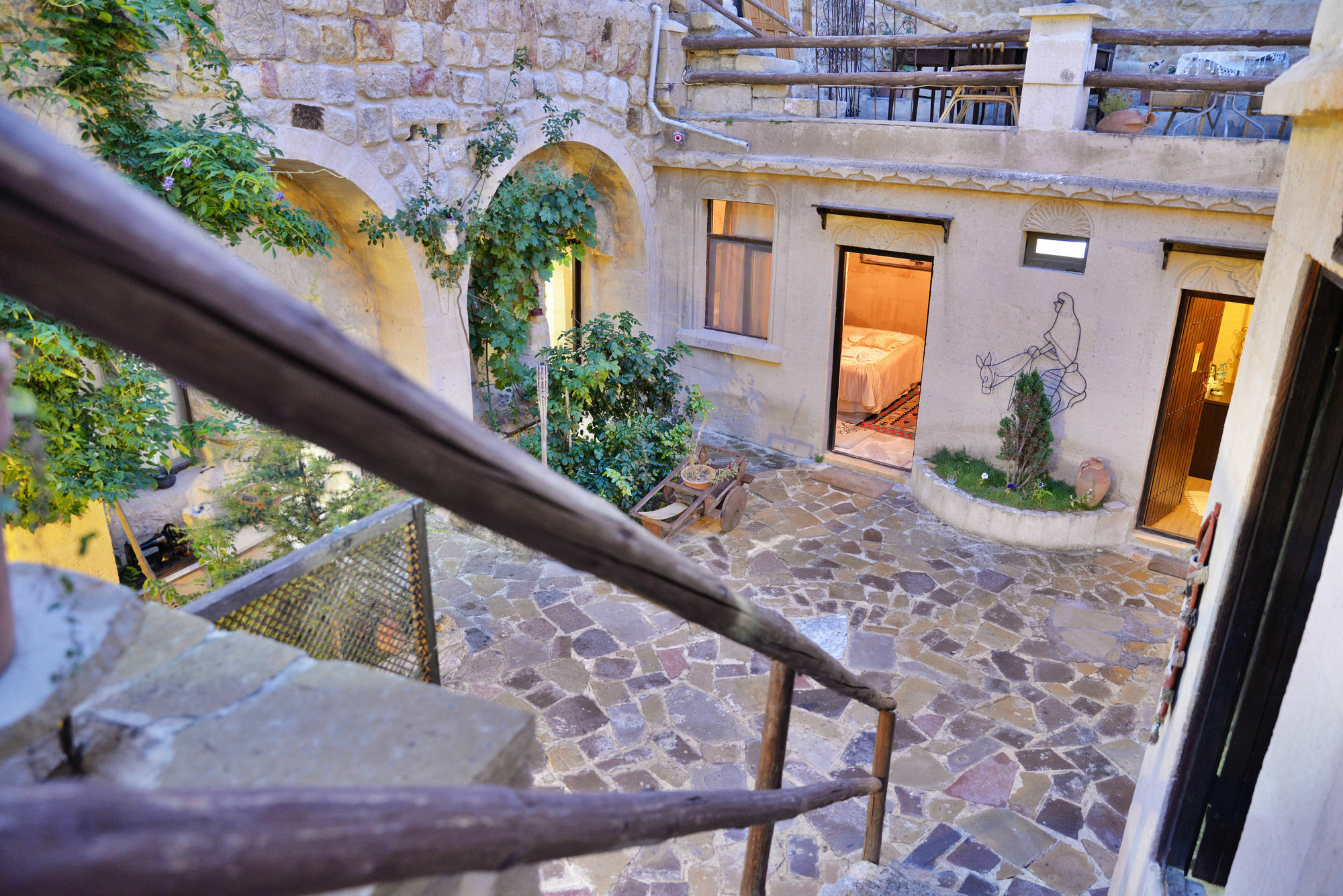 Antik Cave House Hotel Ürgüp Ngoại thất bức ảnh